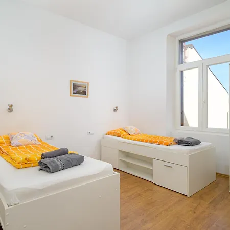Apartments Todorovic Pula Exterior photo