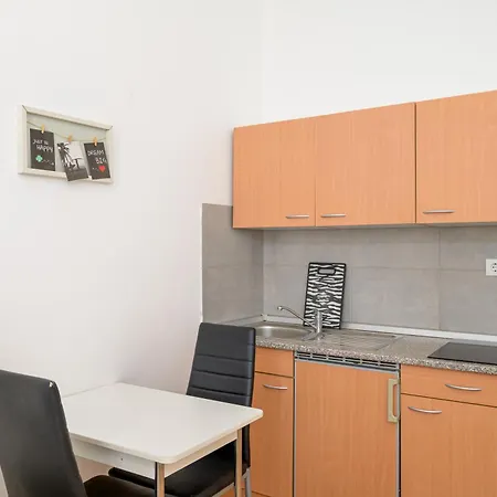 Apartments Todorovic Pula Exterior photo